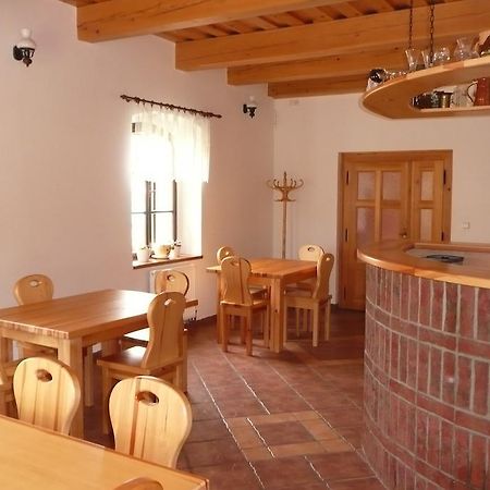 Hotel Statek Chmelovice Extérieur photo