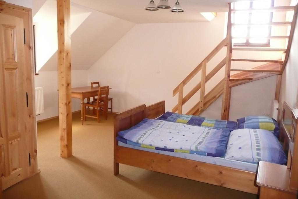 Hotel Statek Chmelovice Chambre photo